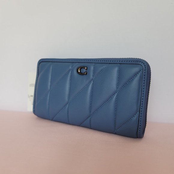 COACH Quilted Soft Smooth Leather Accordion Zip-Around Wallet- Washed Chambray ⭐ - Picture 4 of 16
